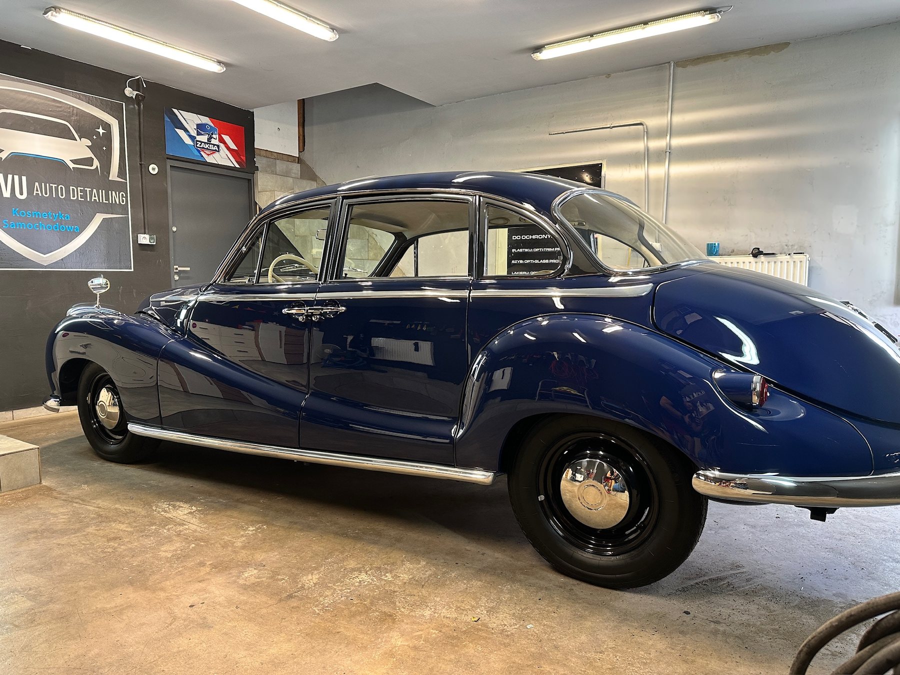 Klasyczne BMW - zdjęcie realizacji 5