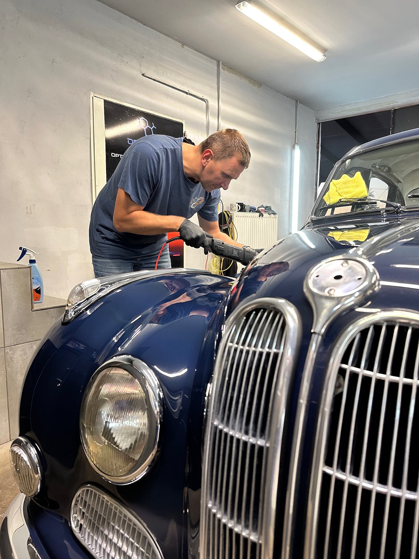 Klasyczne BMW - zdjęcie realizacji 13