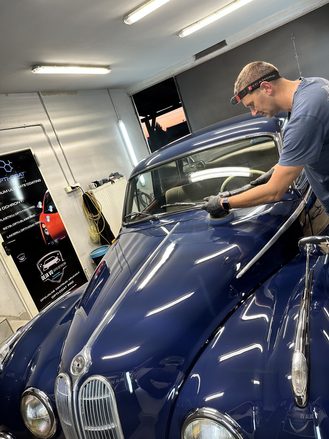 Klasyczne BMW - zdjęcie realizacji 21