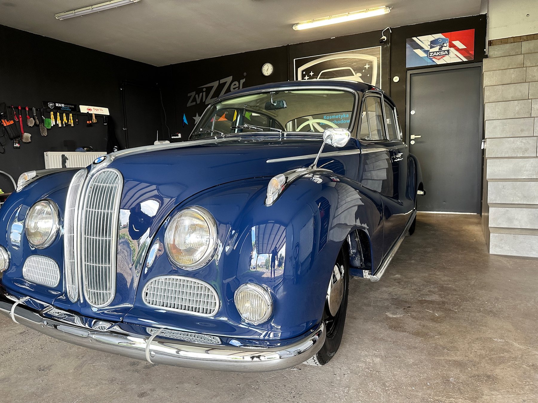 Klasyczne BMW - zdjęcie realizacji 28
